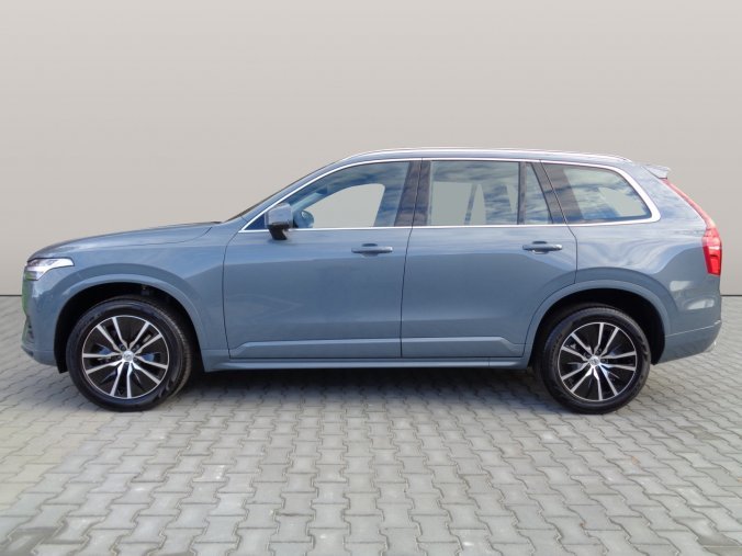 Volvo XC90, B5 2.0L 235 HP MOMENTUM PRO AT8 AWD, barva šedá