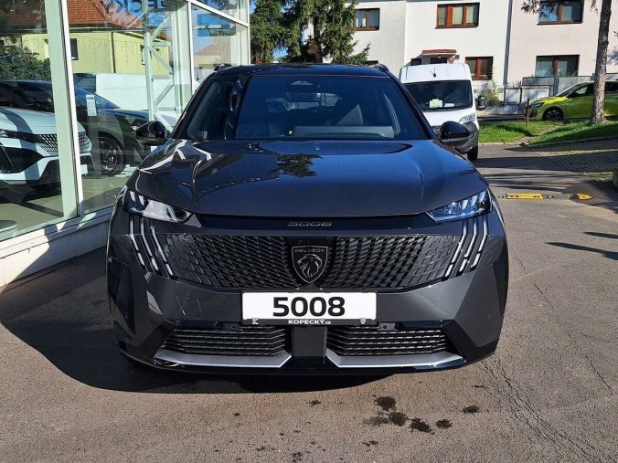 Peugeot 5008, Peugeot 5008 GT Elekt. 157kW - dojezd 500 k, barva modrá