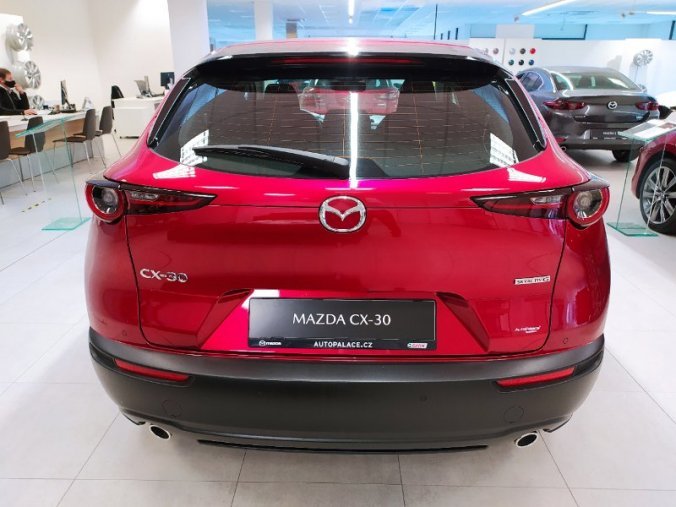 Mazda CX-30, 2.0i G122, barva červená