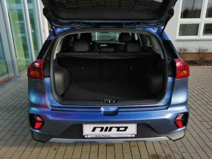 Kia Niro, 1,6 GDi HEV GPF 6DCT Exclusive, barva modrá