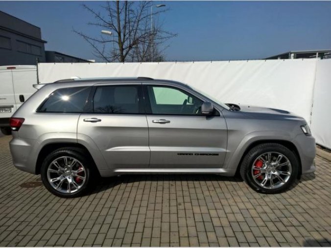 Jeep Grand Cherokee, SRT 6,4 V8    AKCE!, barva stříbrná