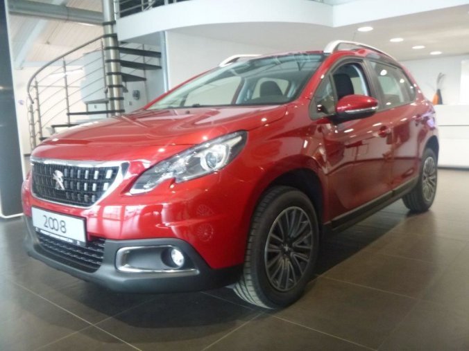 Peugeot 2008, ACTIVE 1.2 PureTech 82 S&S MAN5 - Paket CITY- 7561, barva červená