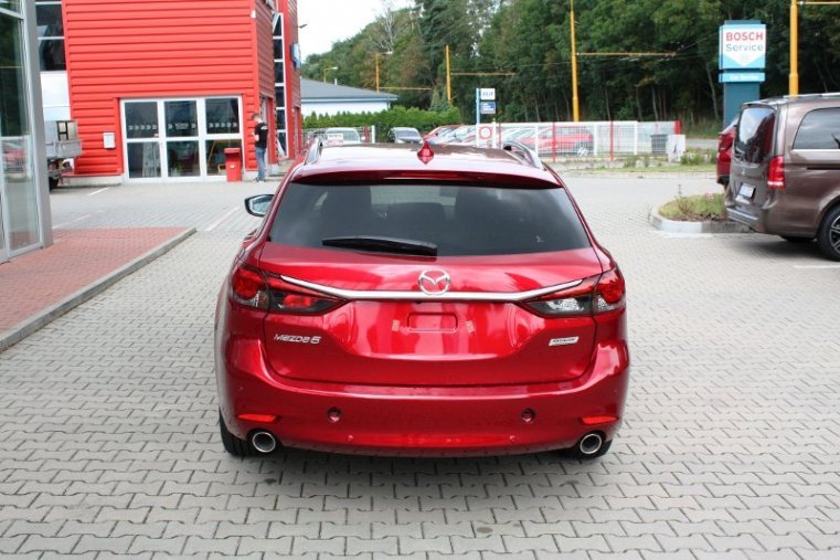 Mazda 6, SKYACTIV-G, barva červená