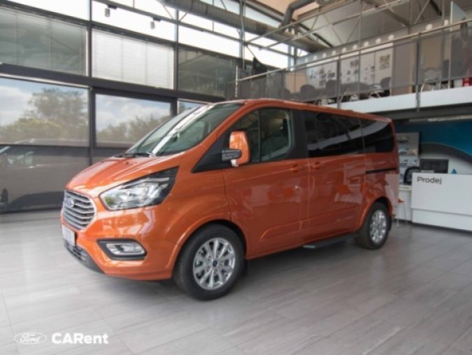 Ford Tourneo Custom, 2.0 EcoBlue, barva oranžová