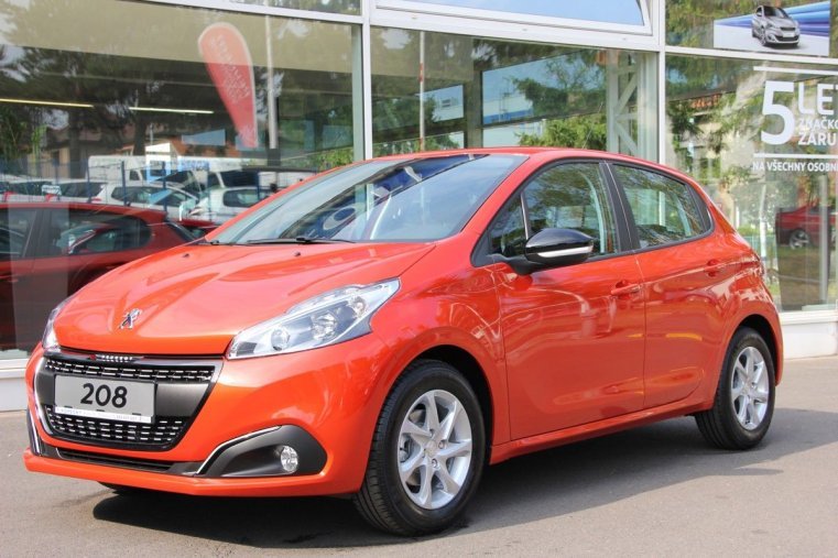 Peugeot 208, ACTIVE 1.2 PureTech 82 MAN5, barva oranžová