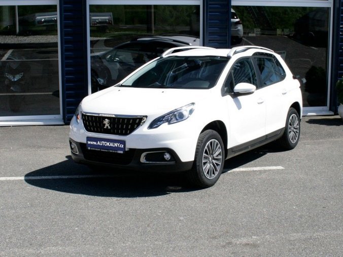 Peugeot 2008, ACTIVE 1.2 PureTech 110k MAN6, barva bílá