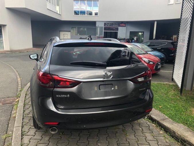 Mazda 6, 2.5i G 194K, barva šedá