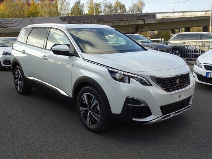 Peugeot 5008, ALLURE 1.2 PureTech 130k S&S EAT8, barva bílá