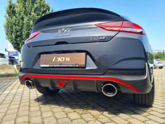 Hyundai i30, 2,0 T-GDI 206 kW MT, barva šedá