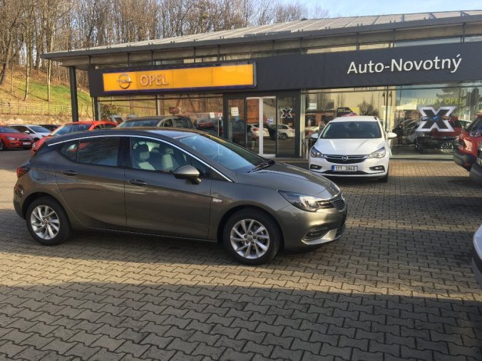 Opel Astra, K+ HB Elegance 1.2 Turbo, barva šedá