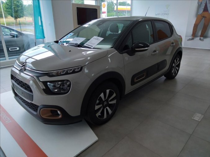 Citroën C3, 1.2 Nový C3  PureTech 83 S&S MAN C-SERIES, barva neuvedeno