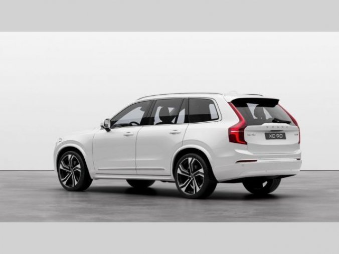 Volvo XC90, B5 2.0L 235+14 HP 7S AT8 AWD U, barva bílá