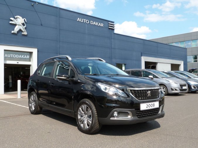 Peugeot 2008, ACTIVE 1.2 PureTech Turbo 130k Paket CITY + Grip Control, barva černá