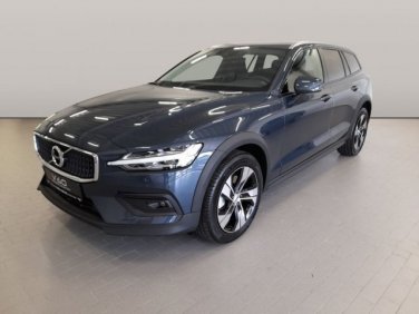 Volvo V60 - B4 2.0L 197 HP CROSS COUNTRY P