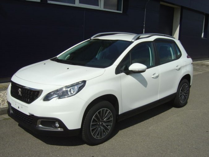 Peugeot 2008, Active 1.2 PureTech 82 S&S MAN5, barva bílá