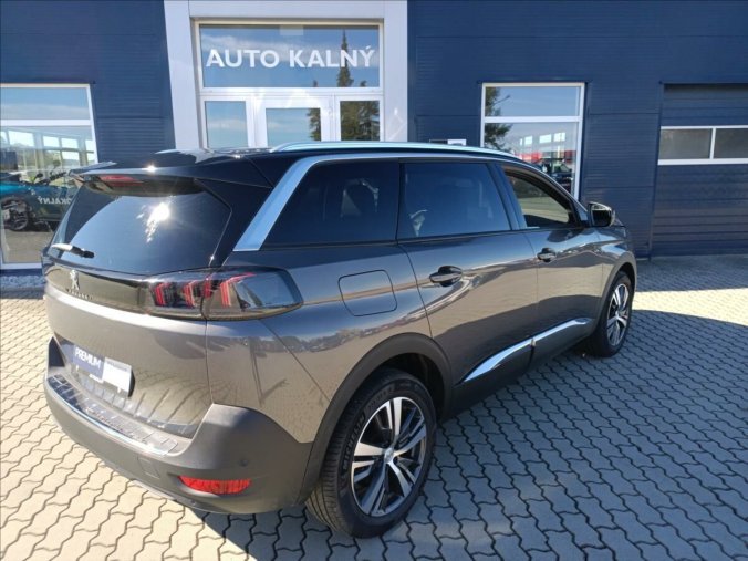 Peugeot 5008, Peugeot 5008 1,5 Allure Pack 1.5BHDi 130k EAT8, barva šedá