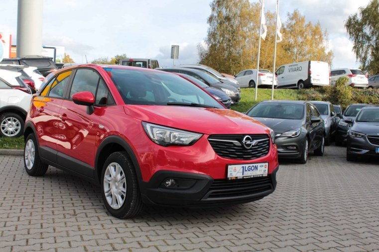 Opel Crossland X, Enjoy 1,2 61 kW, barva červená