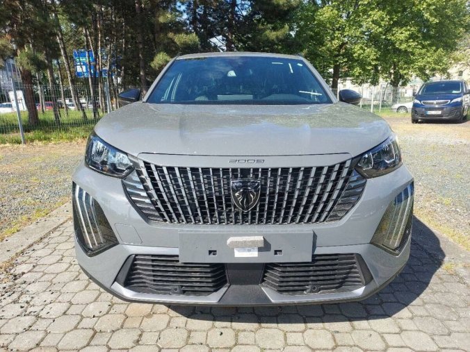 Peugeot 2008, Peugeot 2008 GT Elektromotor 115 kW (Bateri, barva šedá