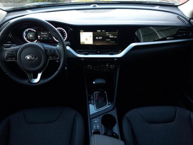 Kia Niro, 1,6 GDi HEV Exclusive Style, barva modrá