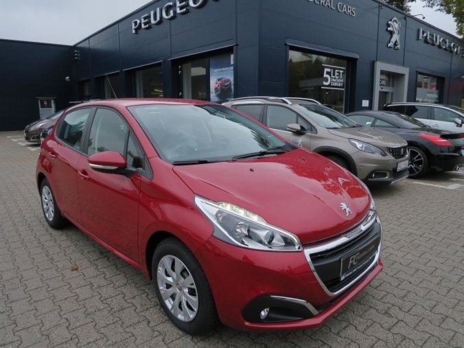 Peugeot 208, ACTIVE 1.2 PureTech MAN5, barva červená