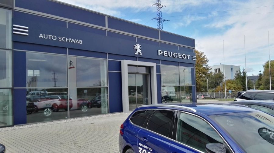 Peugeot 3008, ACTIVE 1.2 PureTech 130k MAN6, barva oranžová