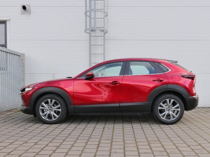 Mazda CX-30, 2,0i Skyactiv-X 180 KW/132k 6AT, barva červená