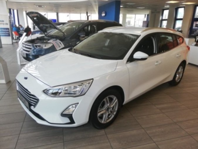 Ford Focus, 1.0 EcoBoost, barva bílá