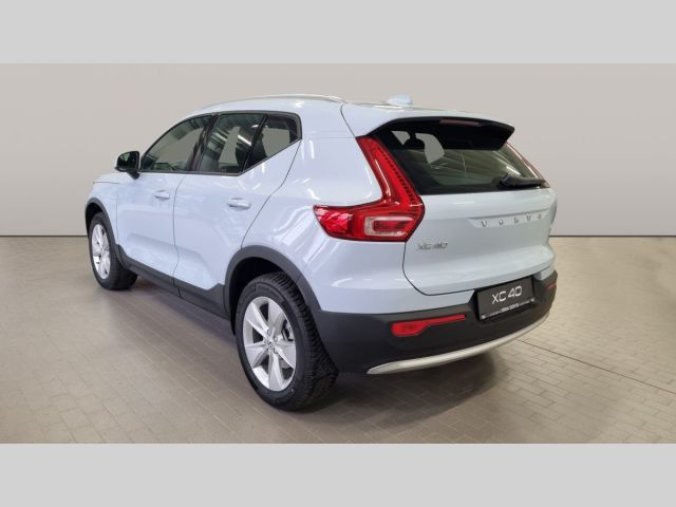 Volvo XC40, T2 1.5L 129 HP AT8 FWD CORE, barva modrá