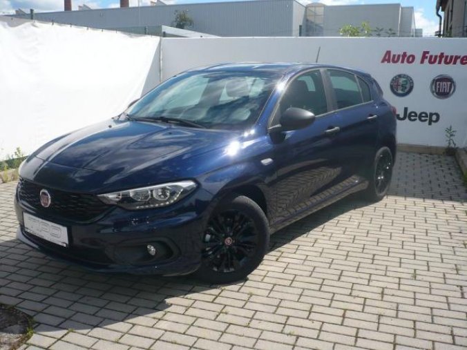 Fiat Tipo, HB 1.4 95k Street, barva modrá