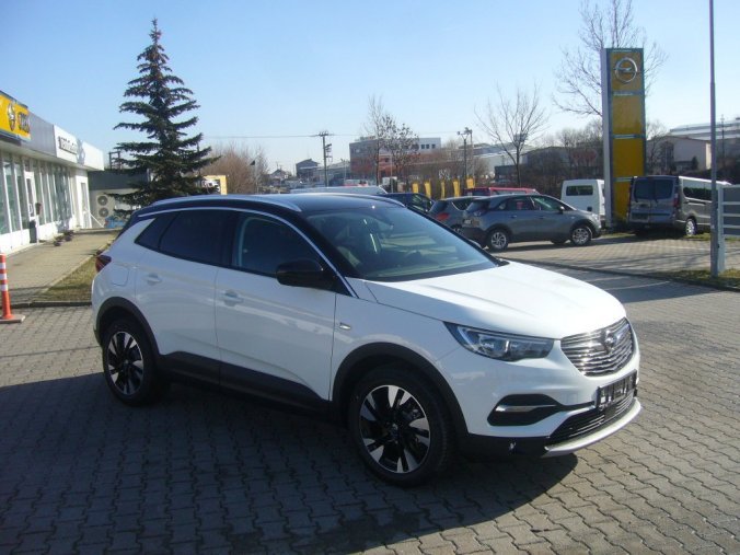 Opel Grandland X, DESIGN LINE, barva bílá