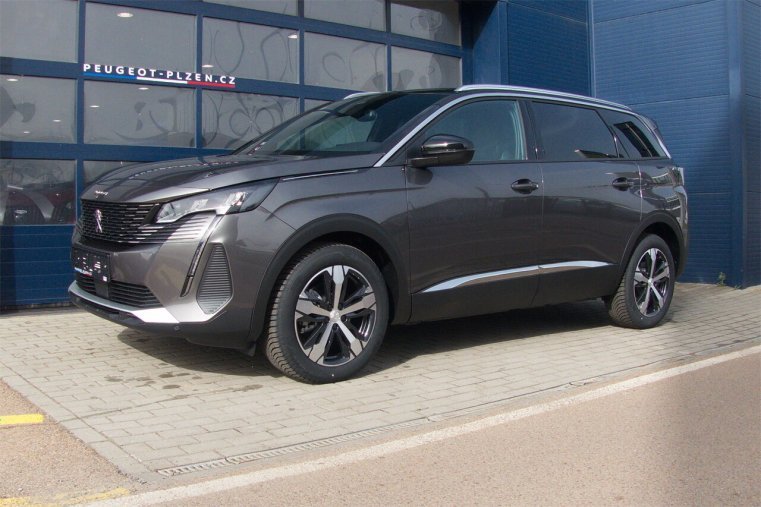 Peugeot 5008, Peugeot 5008 Allure Pack BlueHDi 130 S&S EAT8, barva šedá