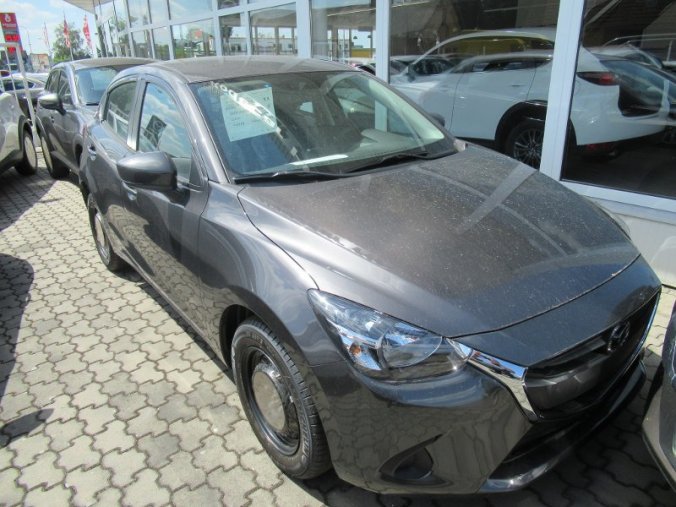 Mazda 2, 1,5i 75koní, barva šedá