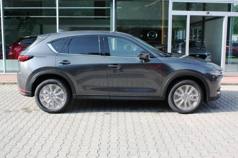 Mazda CX-5, SKYACTIV-G, barva šedá