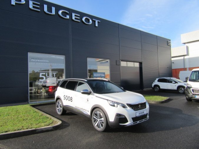 Peugeot 5008, GT 2.0 BlueHDi 180k EAT8, barva bílá