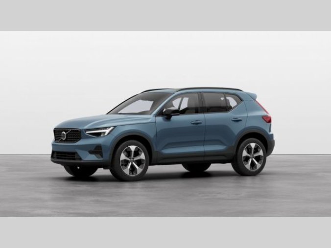 Volvo XC40, B4 2.0L 197+14 HP AT7 FWD Ultr, barva modrá