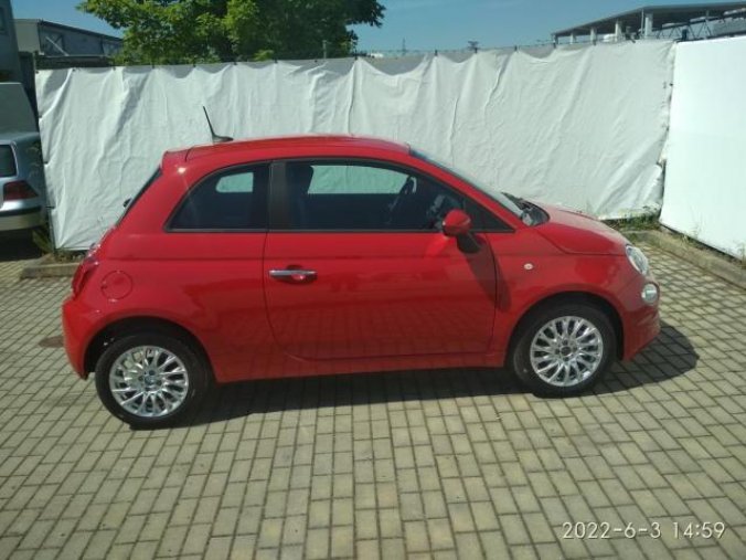 Fiat 500, 1.0 BSG 70k Cult, barva červená