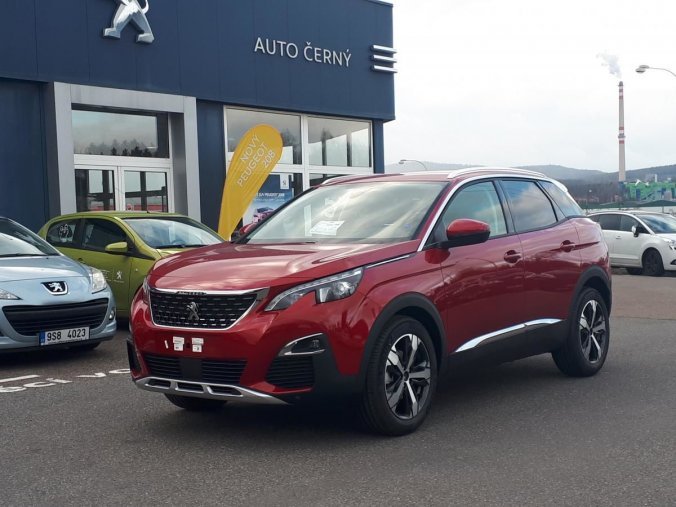 Peugeot 3008, ALLURE 1.2 PureTech 130S&S MAN, barva červená