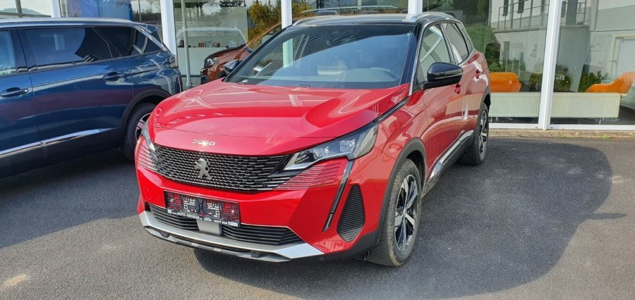 Peugeot 3008, GT 1.2 PureTech 130 S&S EAT8, barva červená