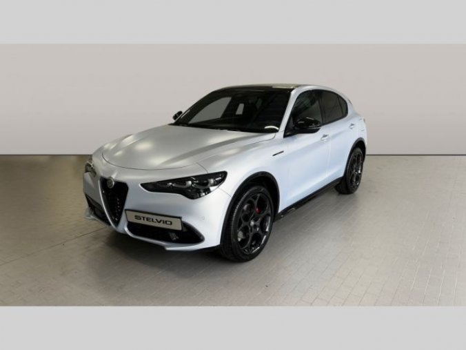 Alfa Romeo Stelvio, 2.0 Turbo 280k Q4 COMPETIZIONE, barva šedá