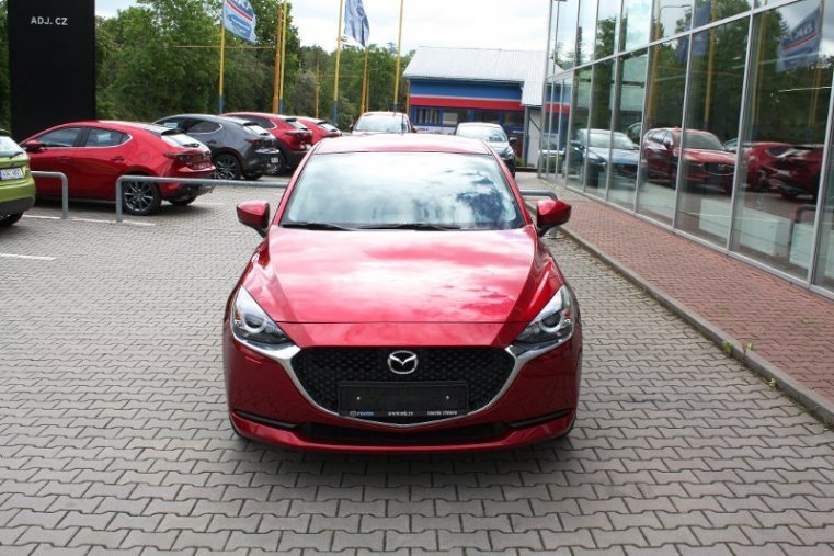 Mazda 2, Skyactiv-G, barva červená