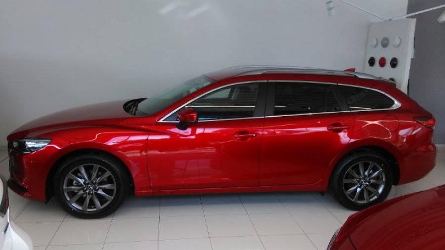 Mazda 6, 2.0i 145k, barva červená