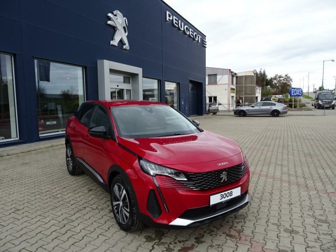 Peugeot 3008, Peugeot 3008 ALLURE PACK 1.2  130k EAT8, barva červená