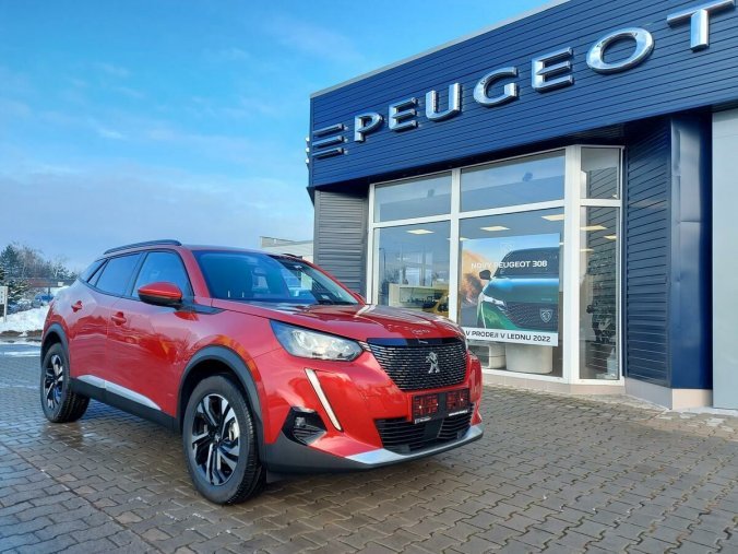 Peugeot 2008, ALLURE PACK 1,2 PureTech 130k, barva červená