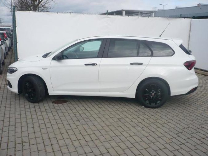 Fiat Tipo, SW 1.4 95k Street Italia, barva bílá