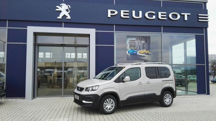 Peugeot Rifter, 1.5 HDI 130 k MAN 6, barva béžová