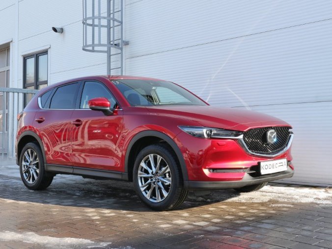 Mazda CX-5, 2,5 Skyactiv-G 143kW/194k, barva červená