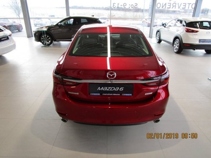 Mazda 6, 2.5i, barva červená