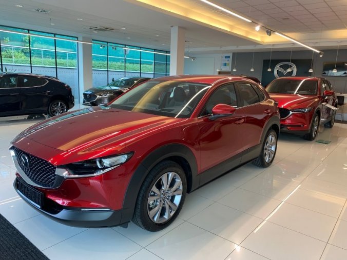 Mazda CX-30, 2.0 G122k, barva červená