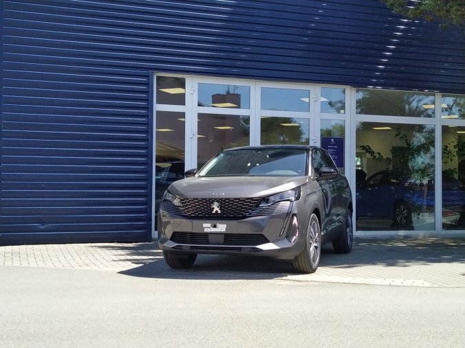 Peugeot 3008, ALLURE 1.2 PureTech 130 S&S MAN6, barva šedá