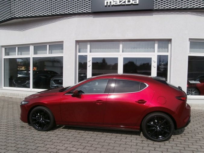 Mazda 3, 2.0i X 181 GT, barva červená